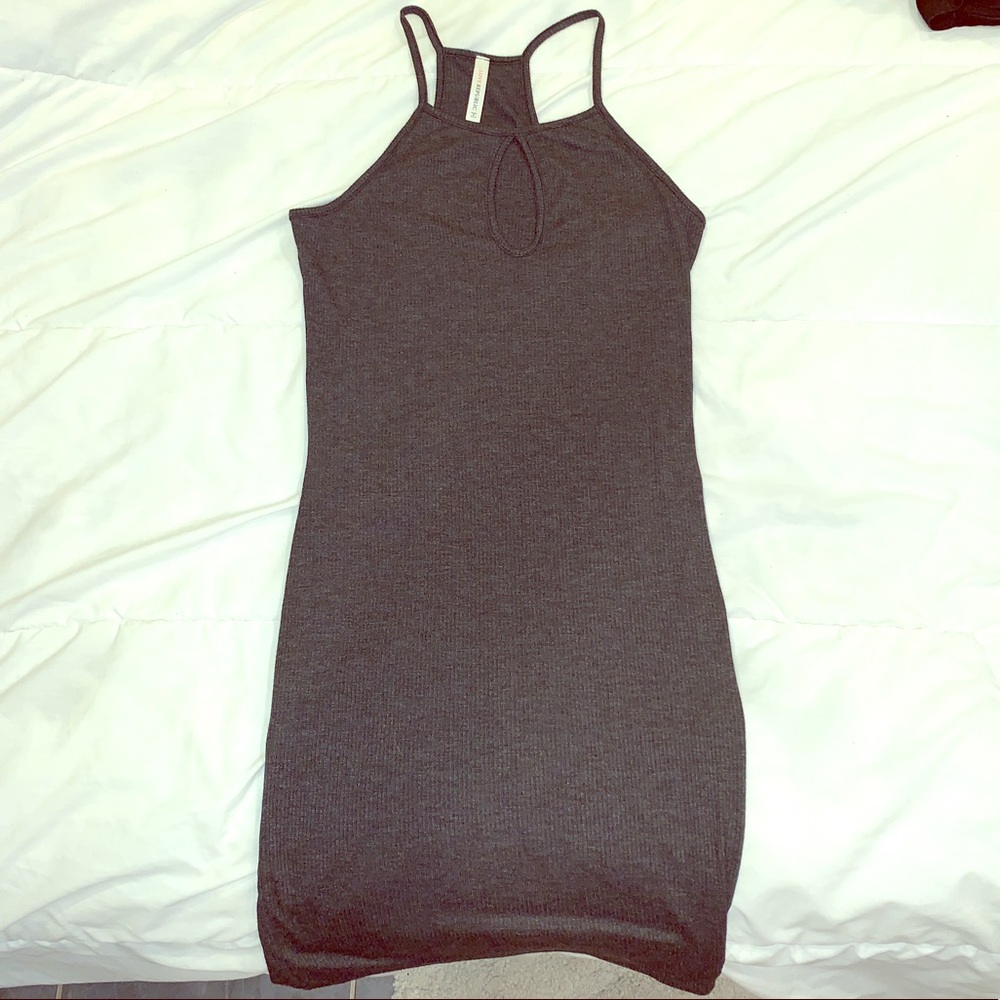 KEYHOLE RIBBED DRESS